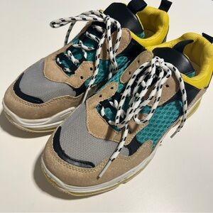 Cape Robbin Colorblock Lace Up Flatform Sneakers